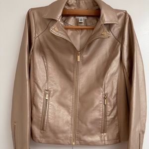 Calvin Klein. Rose gold size M.
